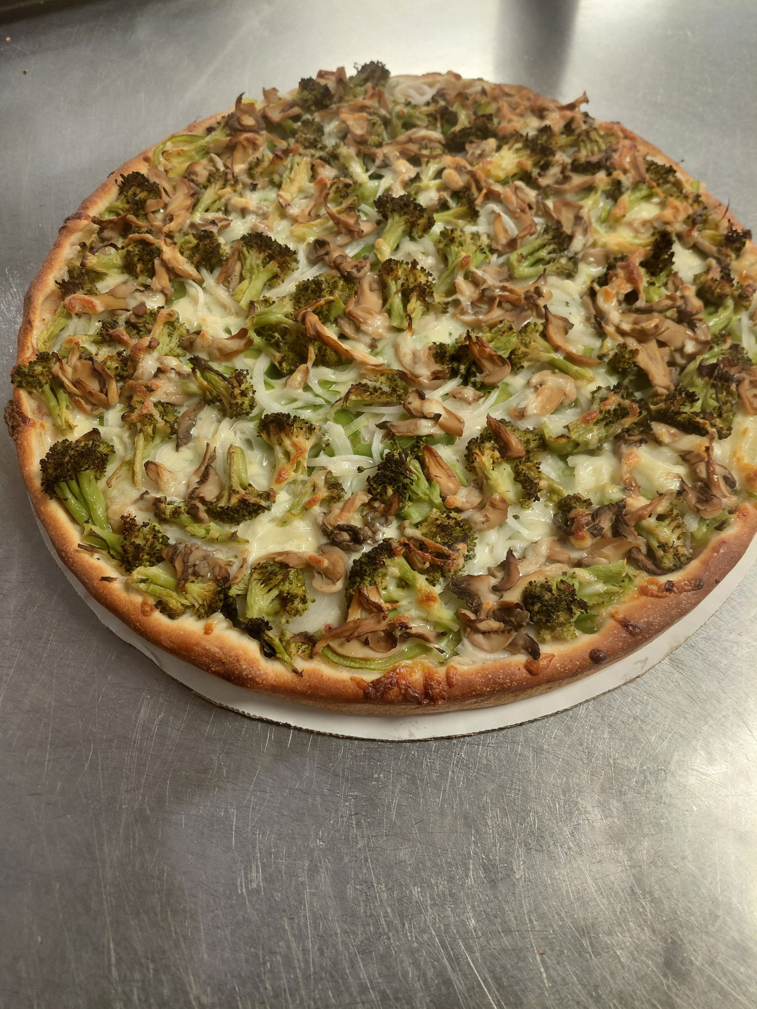 Veggie pizza